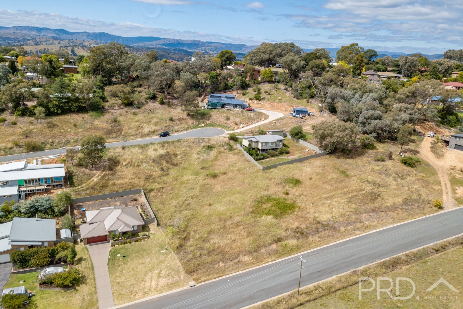 14 Eberlin Place TUMUT 2
