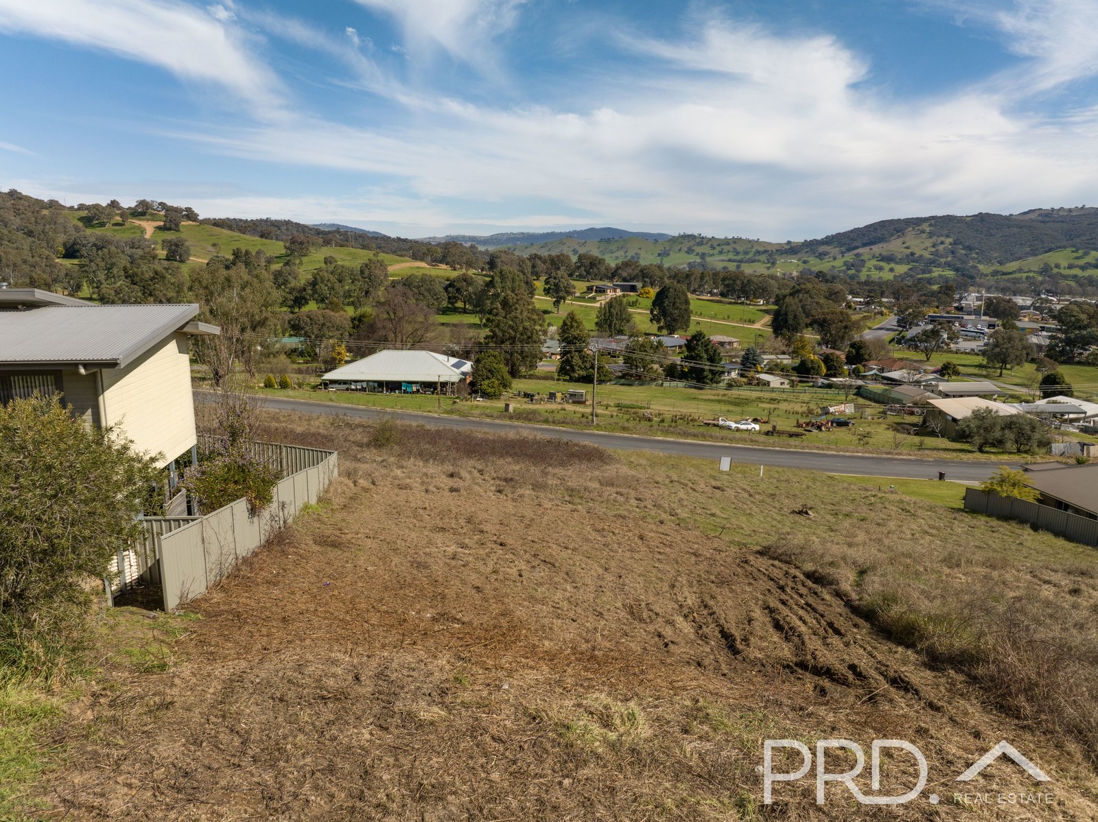 14 Eberlin Place TUMUT 1