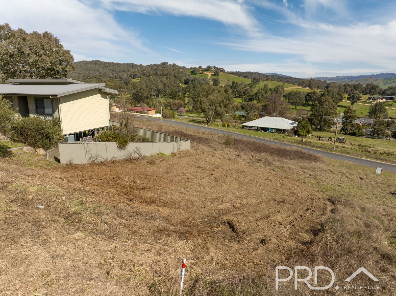 14 Eberlin Place TUMUT 2