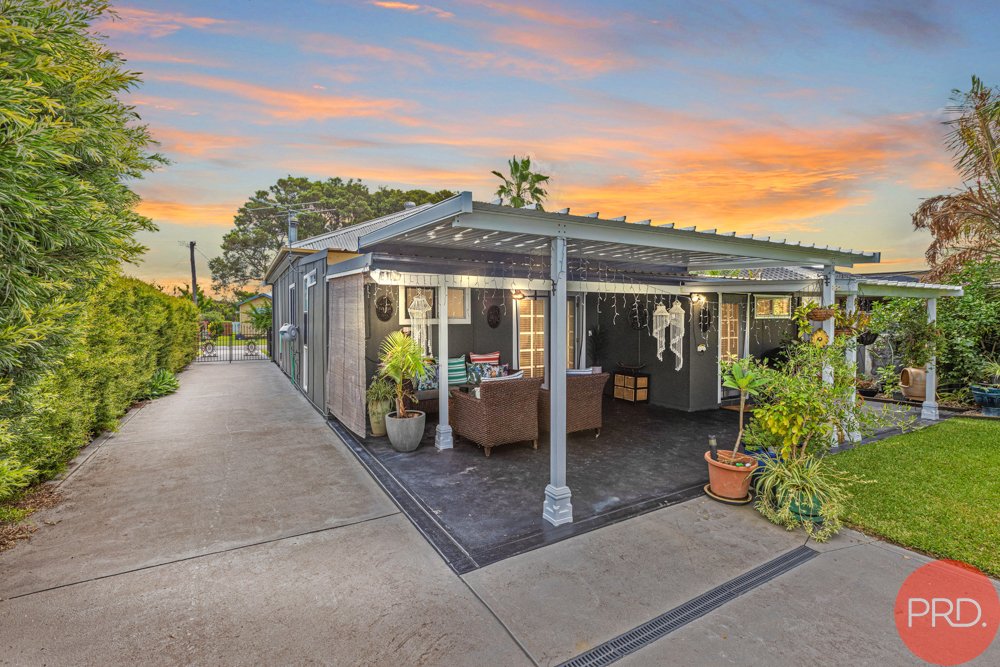 14 Elford Avenue WESTON 2