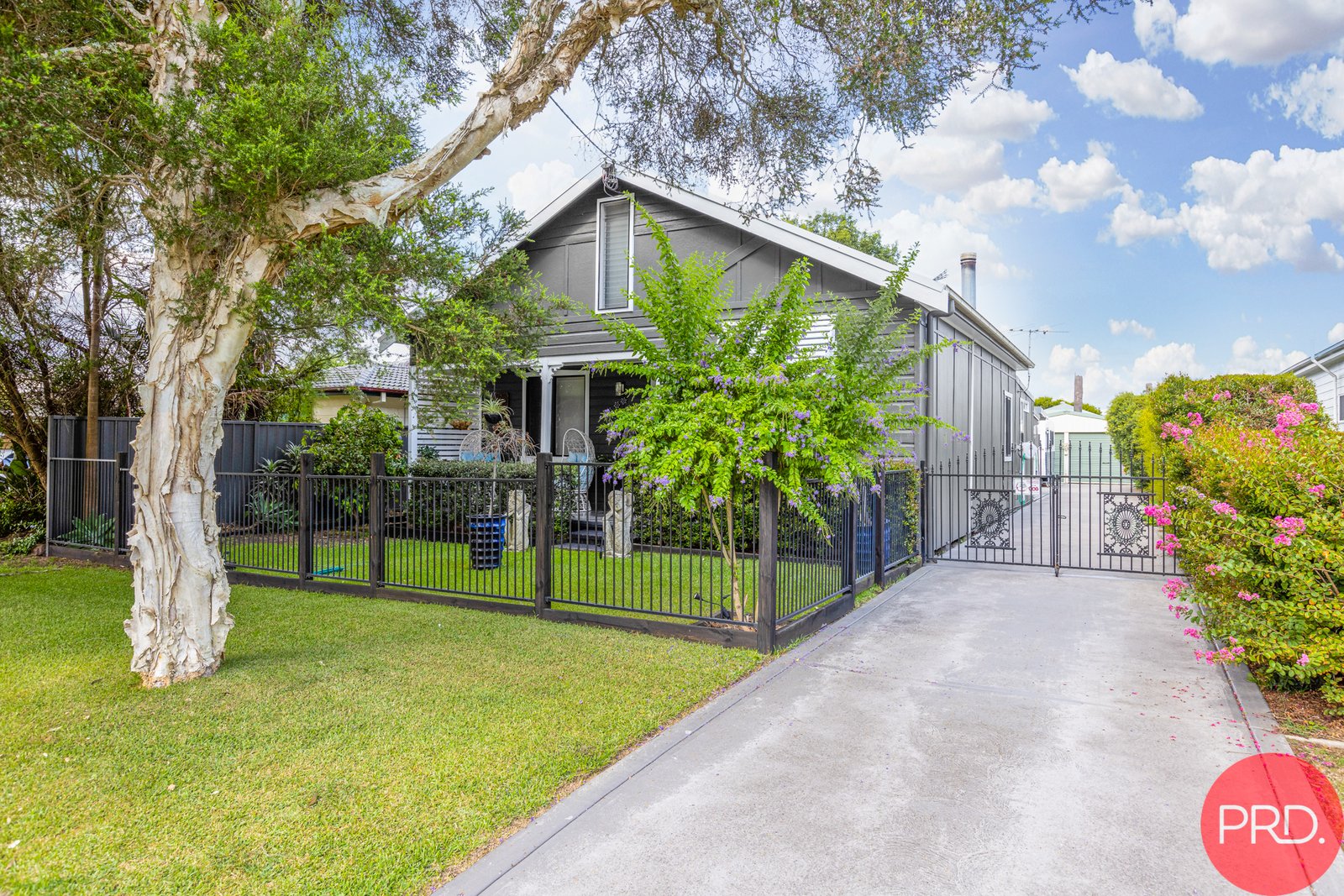 14 Elford Avenue WESTON 5