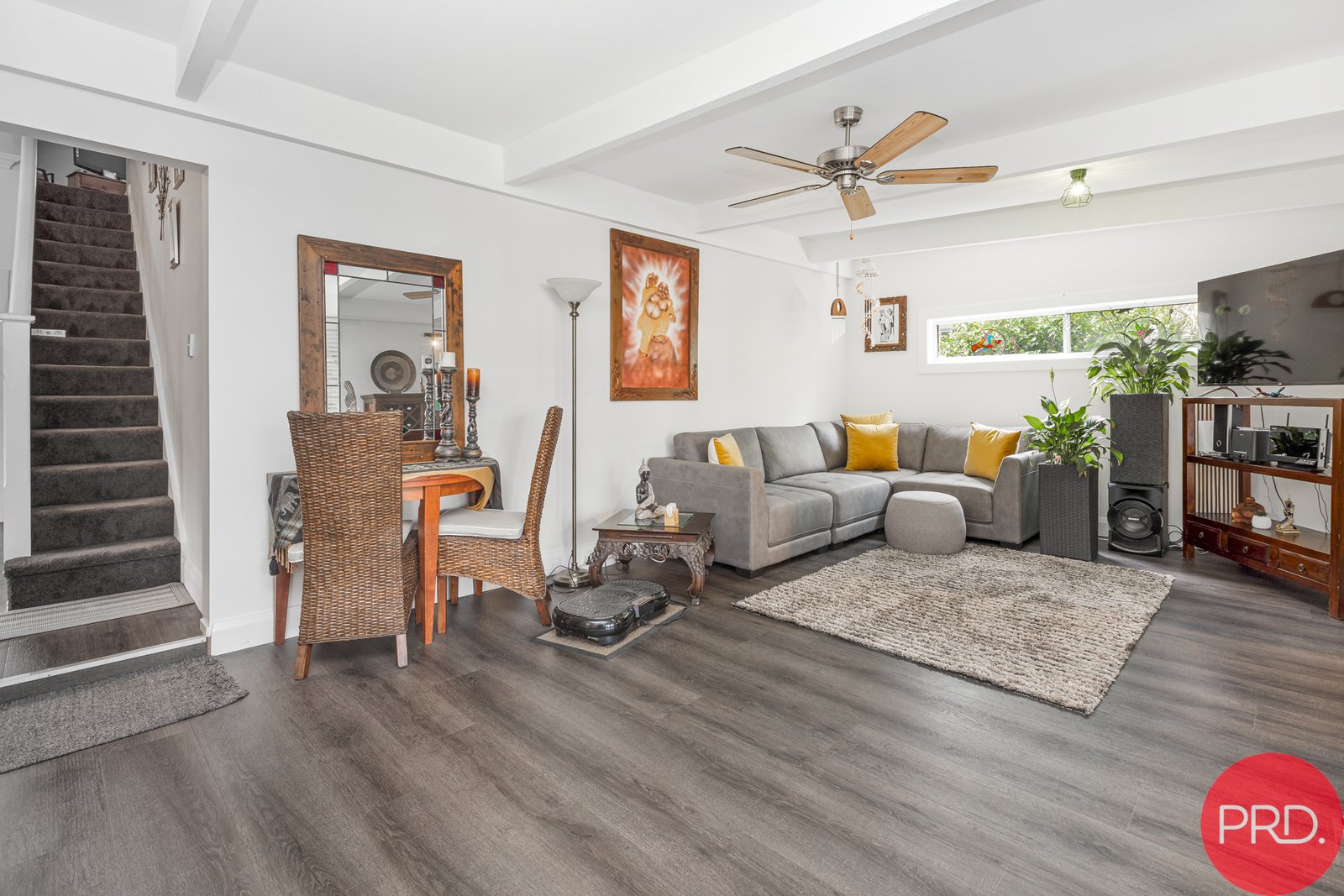 14 Elford Avenue WESTON 11