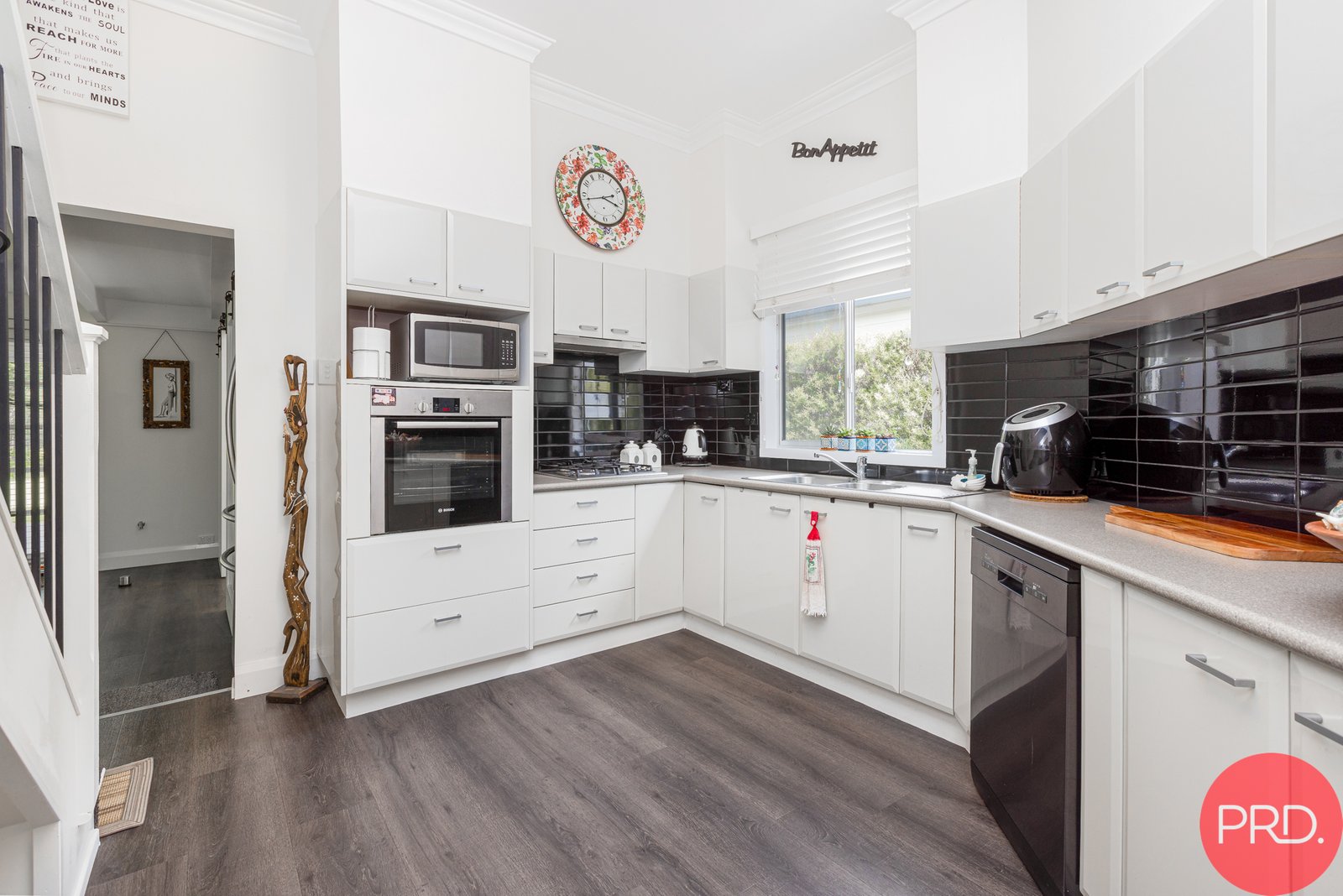 14 Elford Avenue WESTON 14