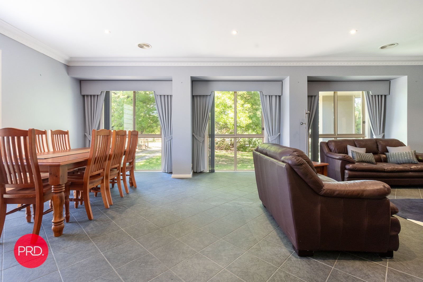 14 Ellendon Street BUNGENDORE 9