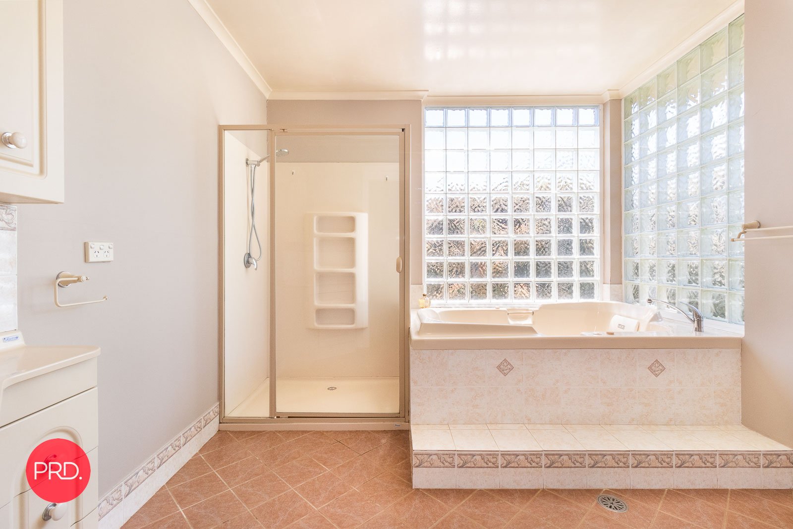 14 Ellendon Street BUNGENDORE 11