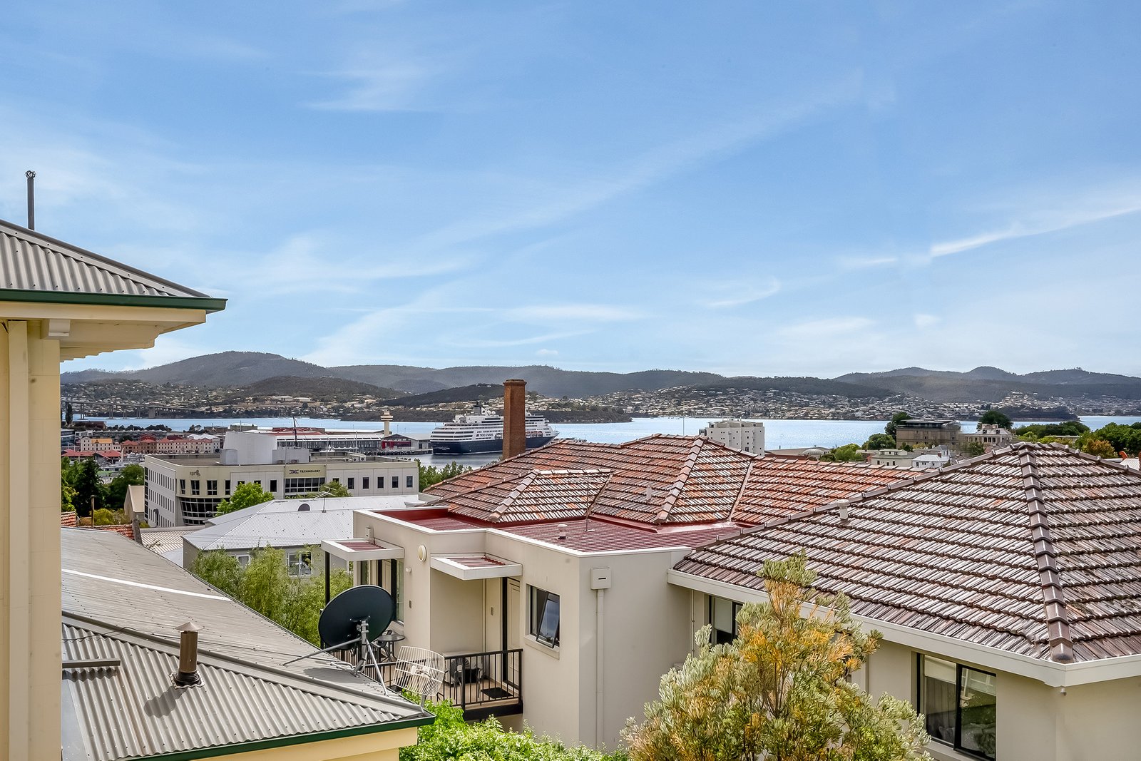 1/4 Ellerslie Road BATTERY POINT 6