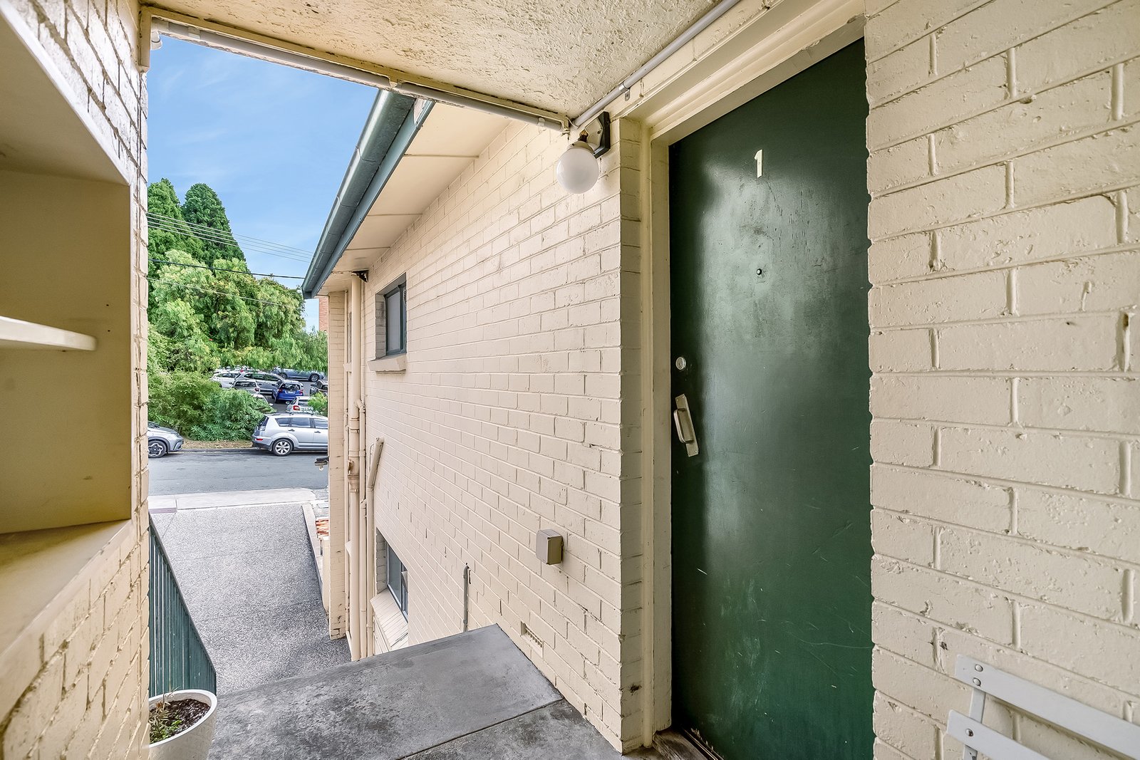 1/4 Ellerslie Road BATTERY POINT 8