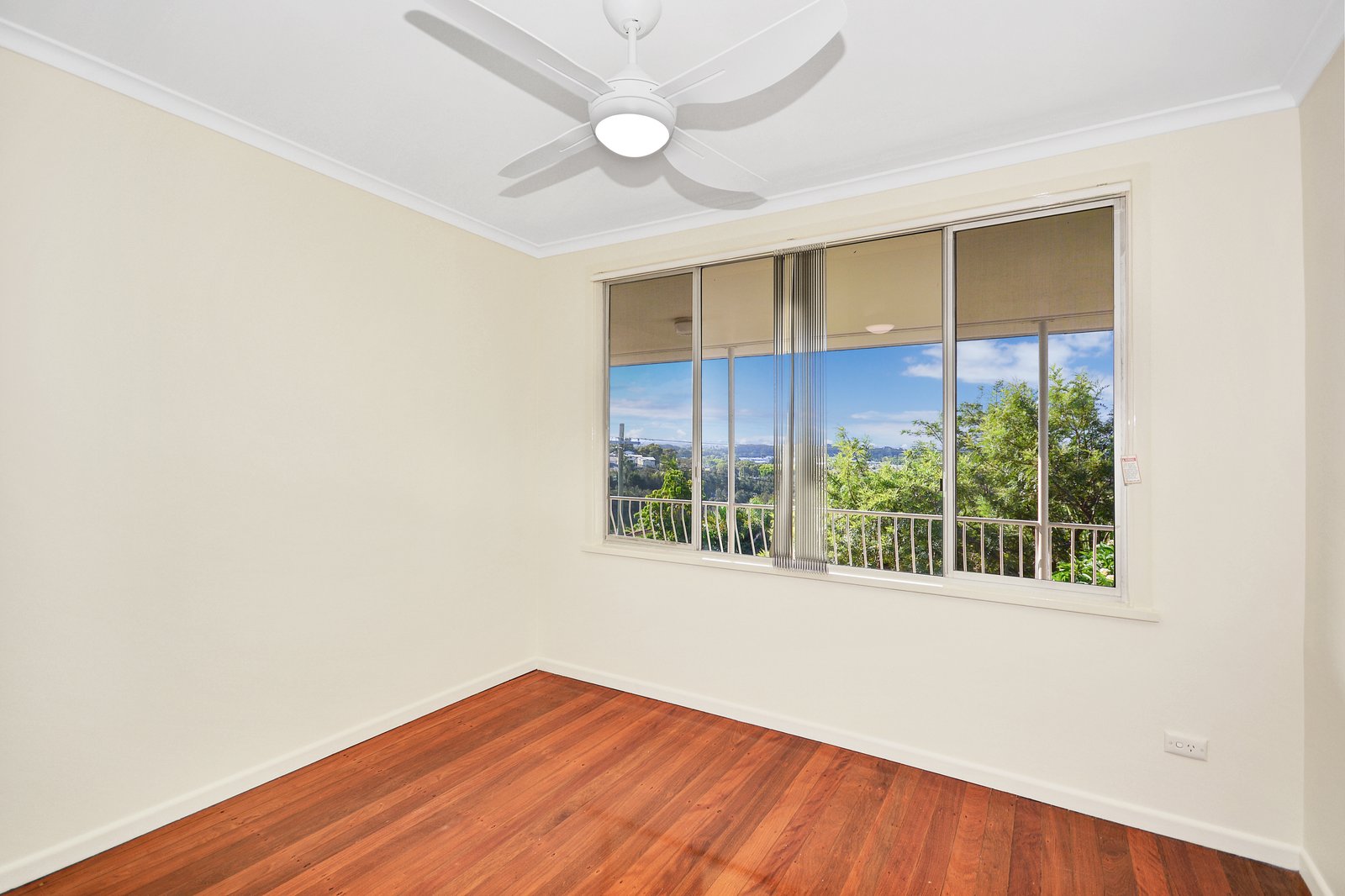 14 Elsie Street BANORA POINT 7