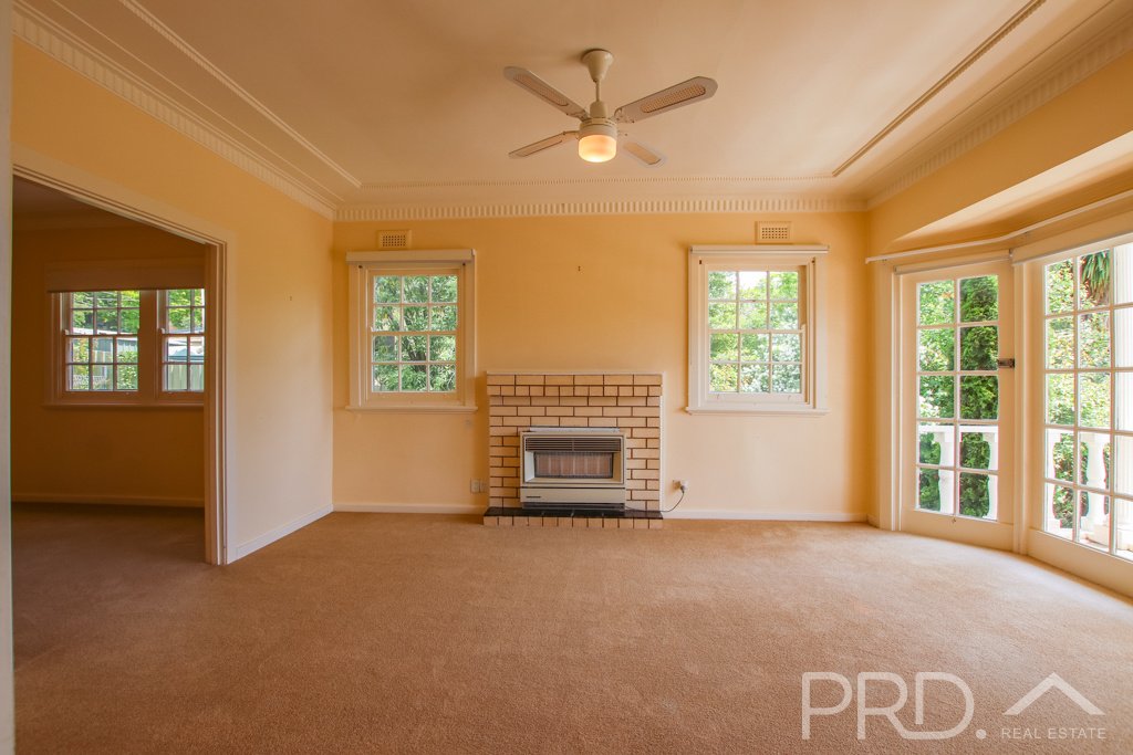 14 Eurabbie Street BATLOW 7