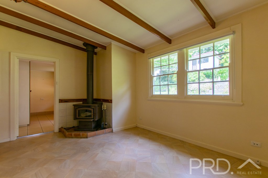 14 Eurabbie Street BATLOW 5