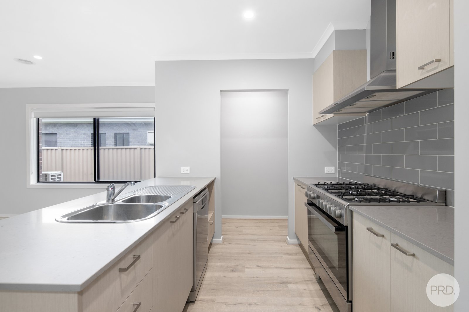 14 Fantail Street WINTER VALLEY 3