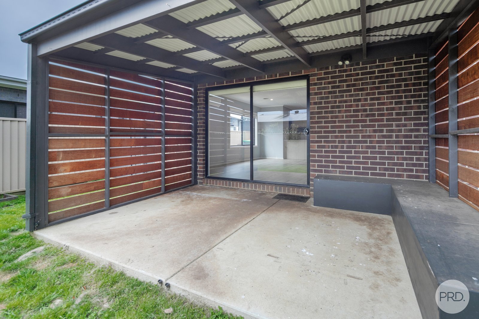 14 Fantail Street WINTER VALLEY 15