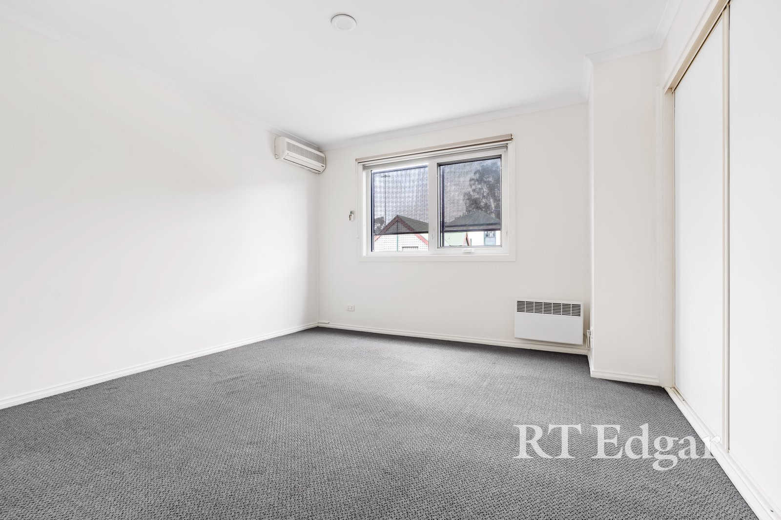 Real Estate and Property in 14 Federation Lane, Abbotsford, VIC