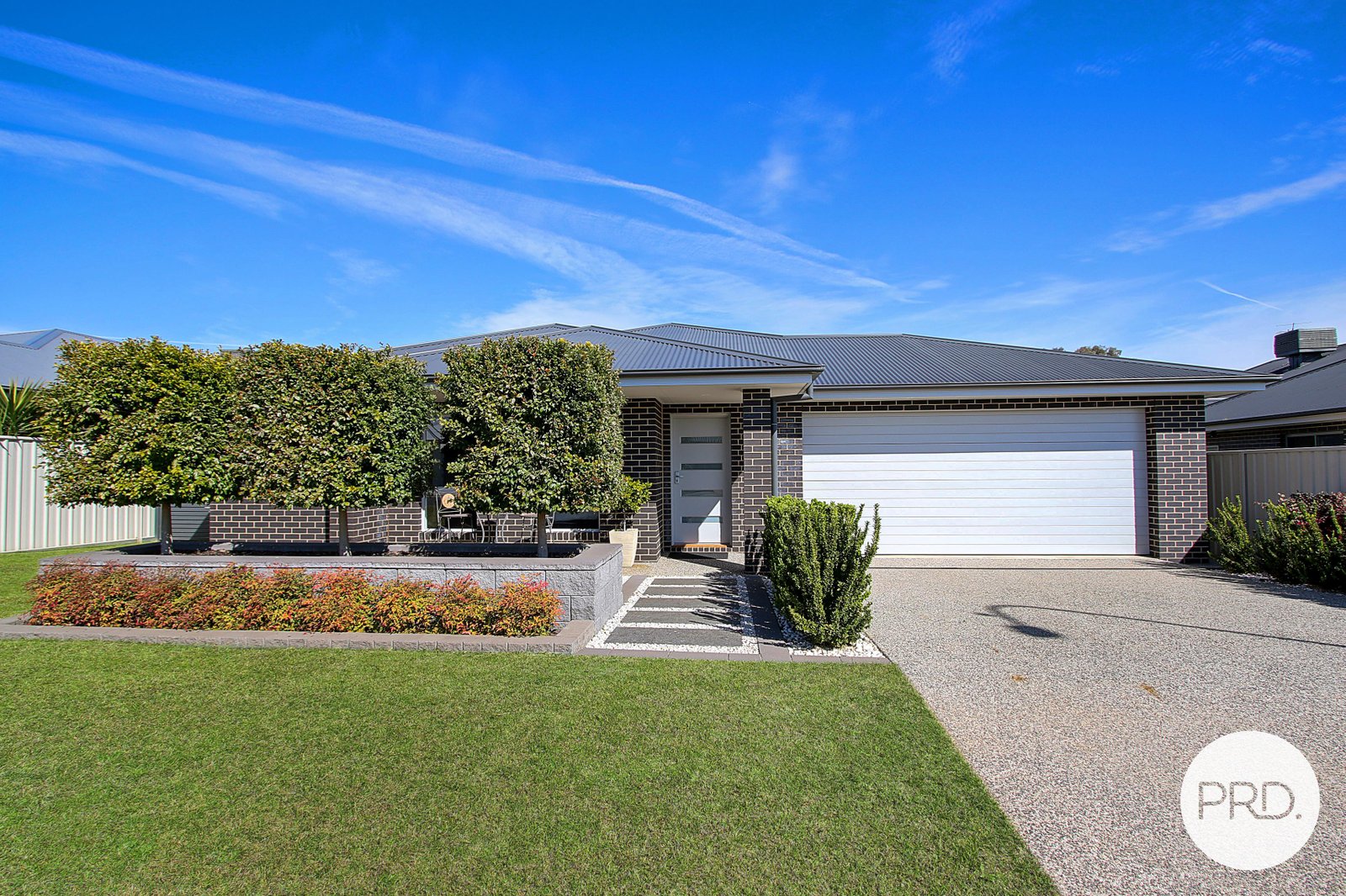 14 Felstead Circuit THURGOONA 1