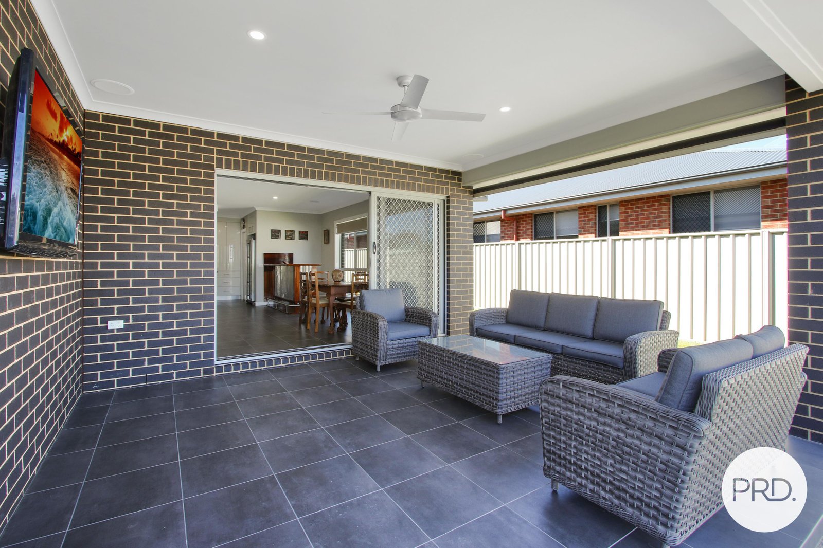 14 Felstead Circuit THURGOONA 13