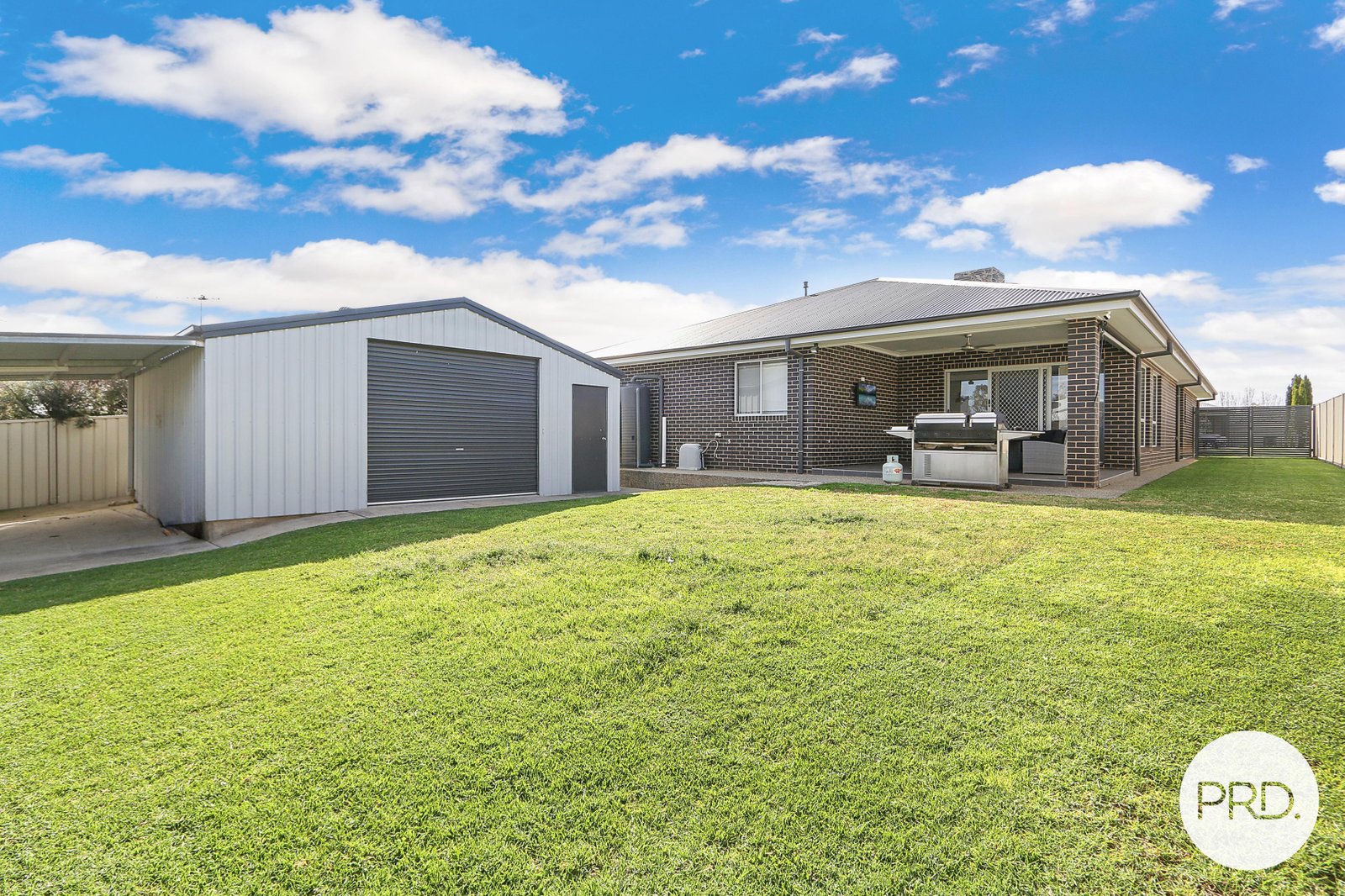 14 Felstead Circuit THURGOONA 19