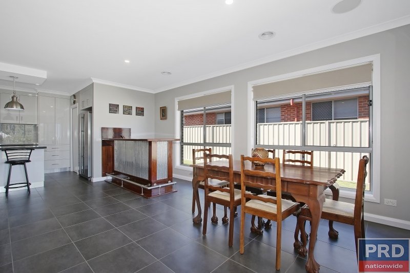 14 Felstead Circuit THURGOONA 5