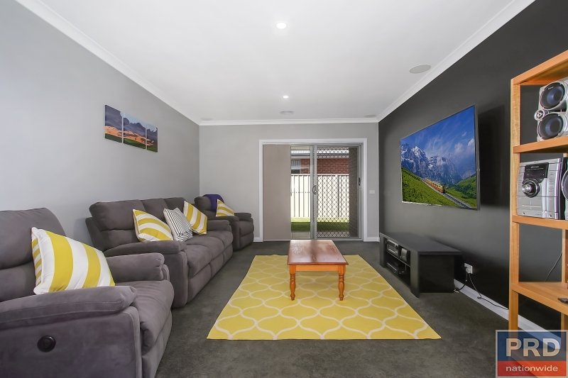 14 Felstead Circuit THURGOONA 7