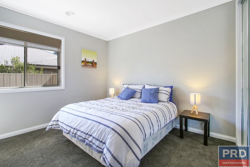 14 Felstead Circuit THURGOONA 10