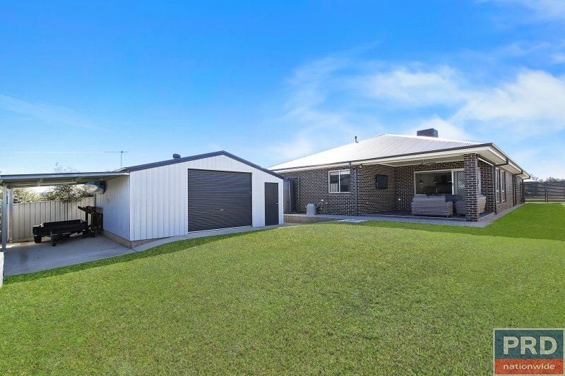 14 Felstead Circuit THURGOONA 14