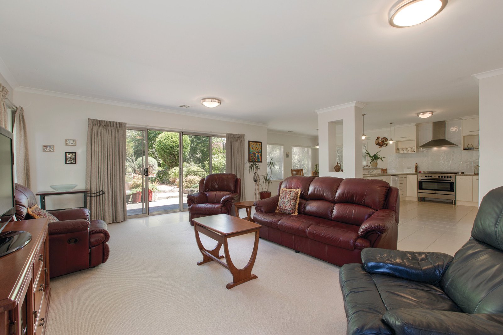 14 Ferndale Road, Glen Iris, VIC