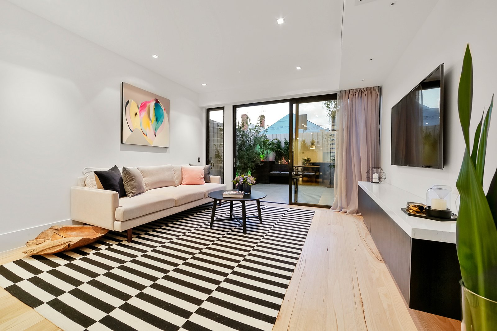 Gallery: 14 Finlay Street