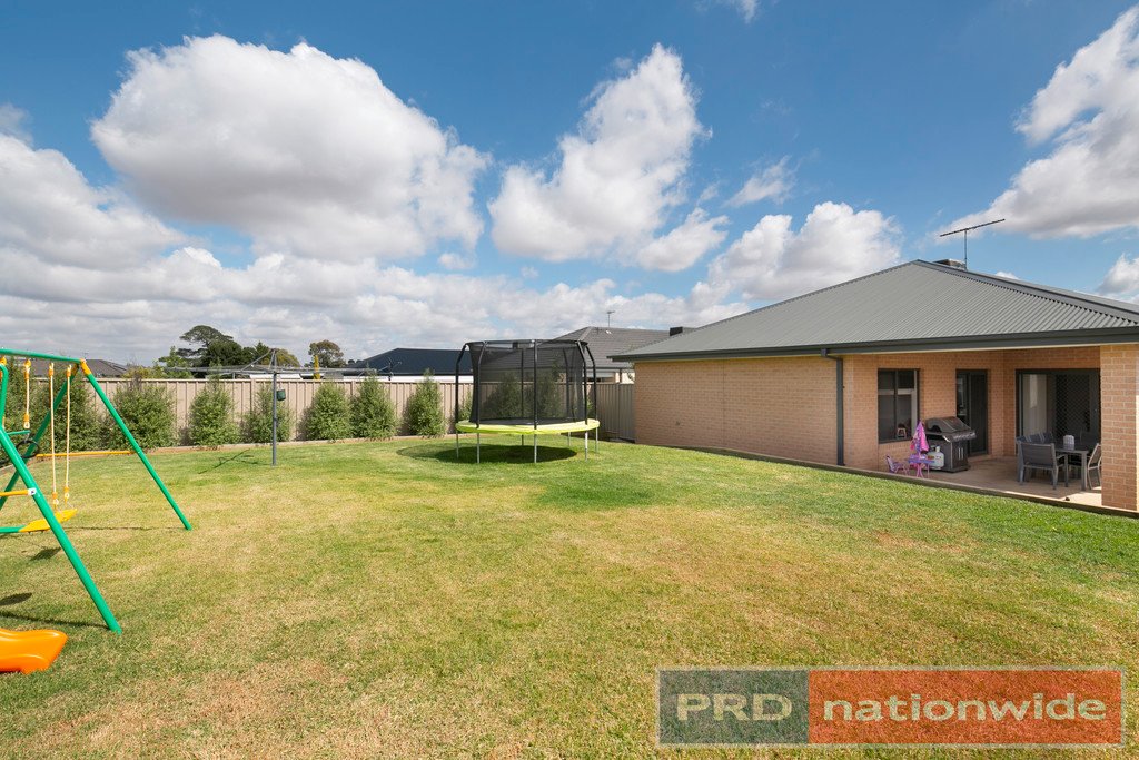 14 Fitch Court BALLAN 13