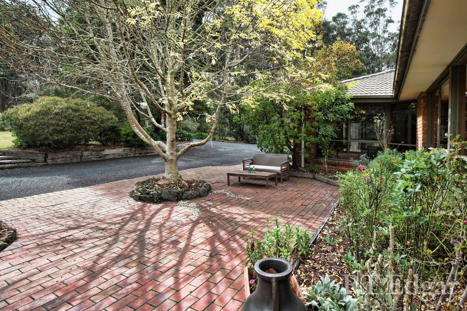 Real Estate and Property in 14 Fleming Road, Woodend, VIC