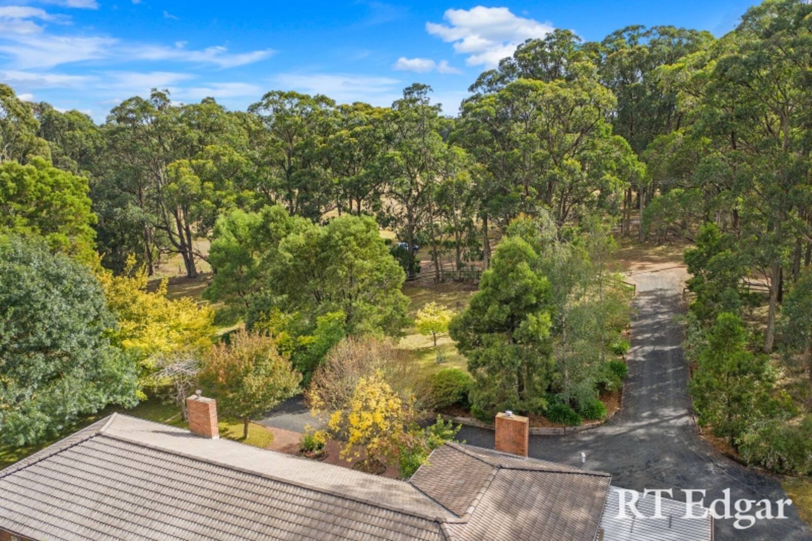 Real Estate and Property in 14 Fleming Road, Woodend, VIC