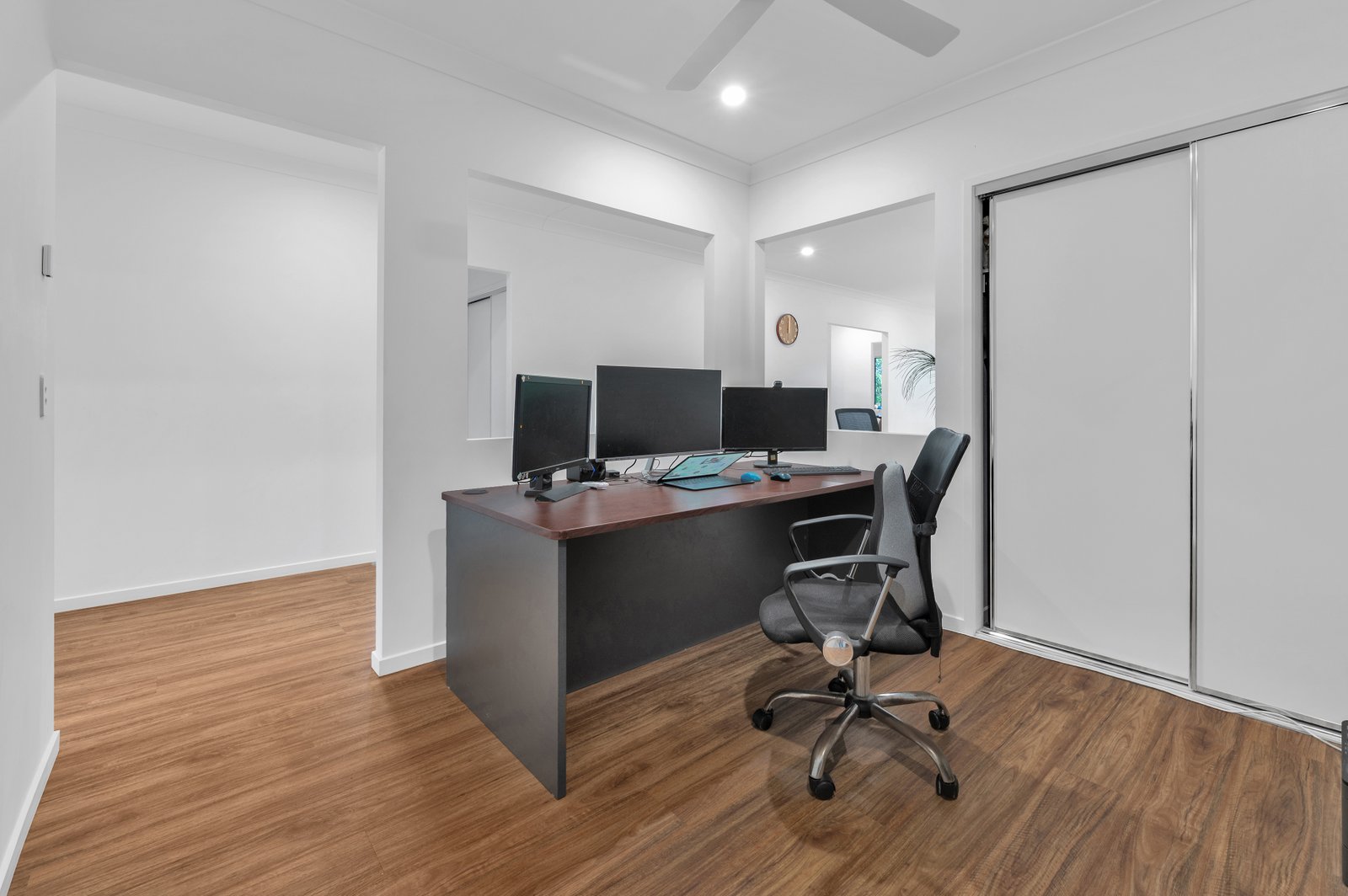 14 Forrest Avenue MOLENDINAR 15