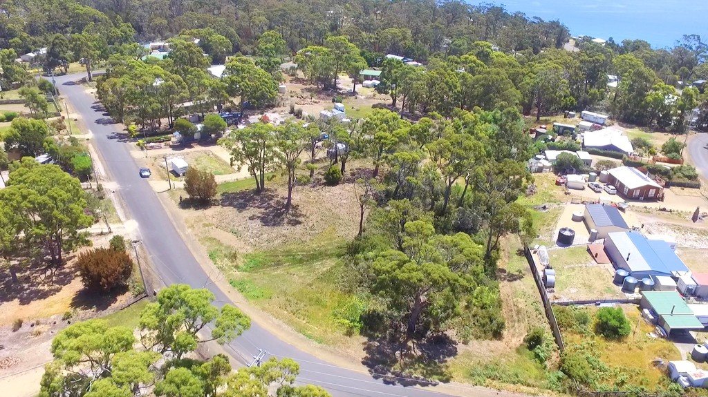 14 Fox Avenue WHITE BEACH 7