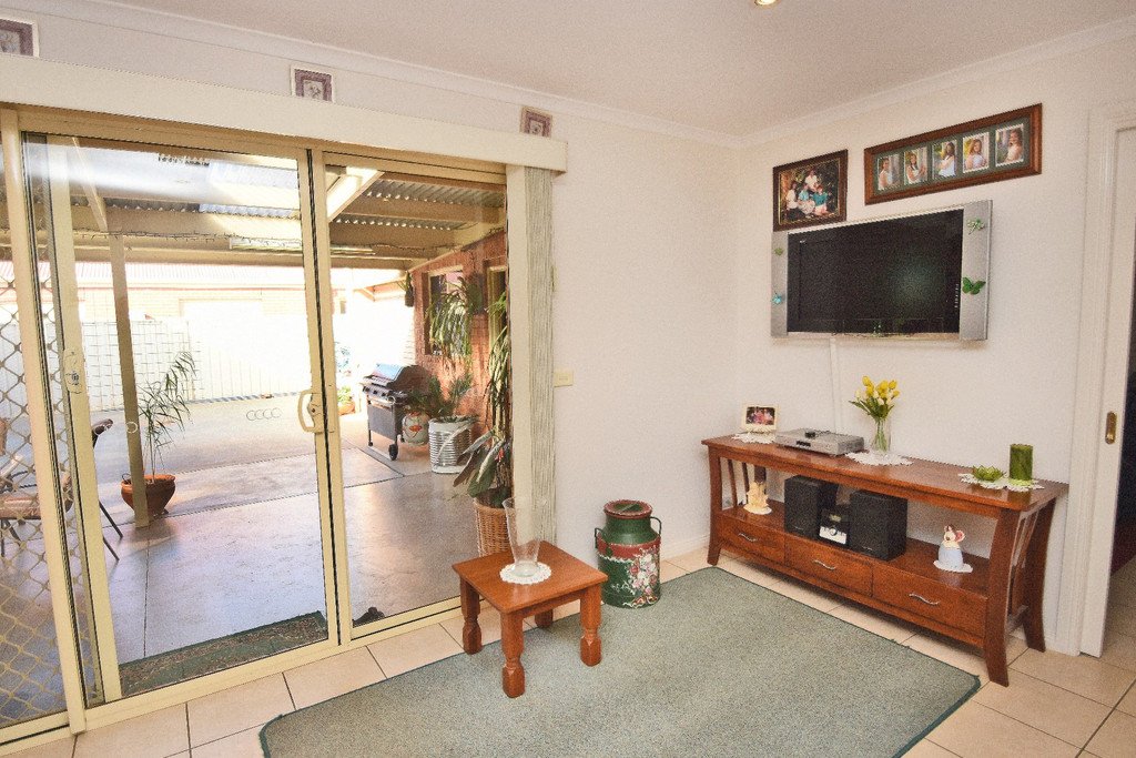14 Francesca Drive IRYMPLE 6