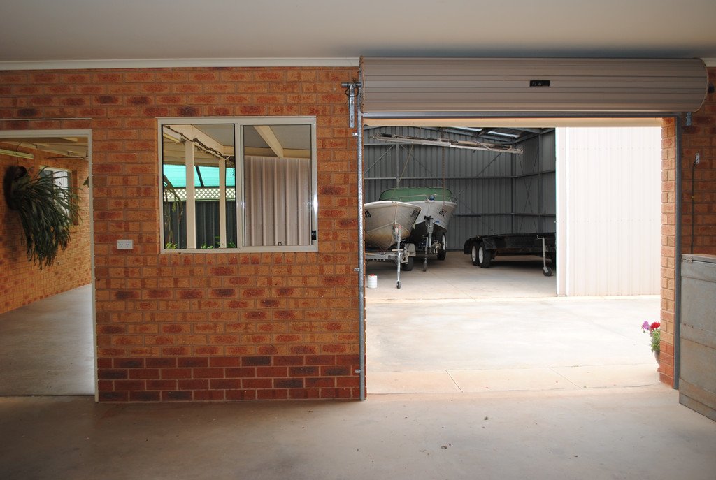 14 Francesca Drive IRYMPLE 8