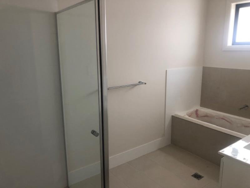 14 Francis Avenue TAMWORTH 4