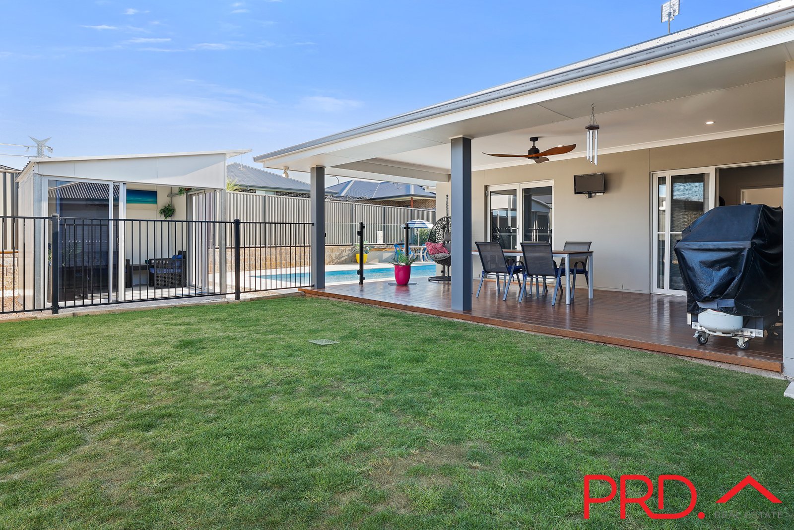 14 Galah Drive TAMWORTH 25