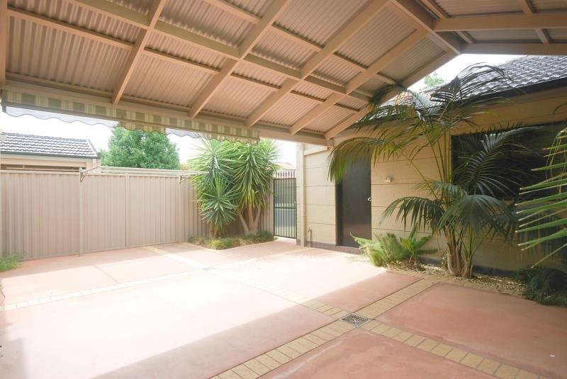 14 Galing Place WAGGA WAGGA 8