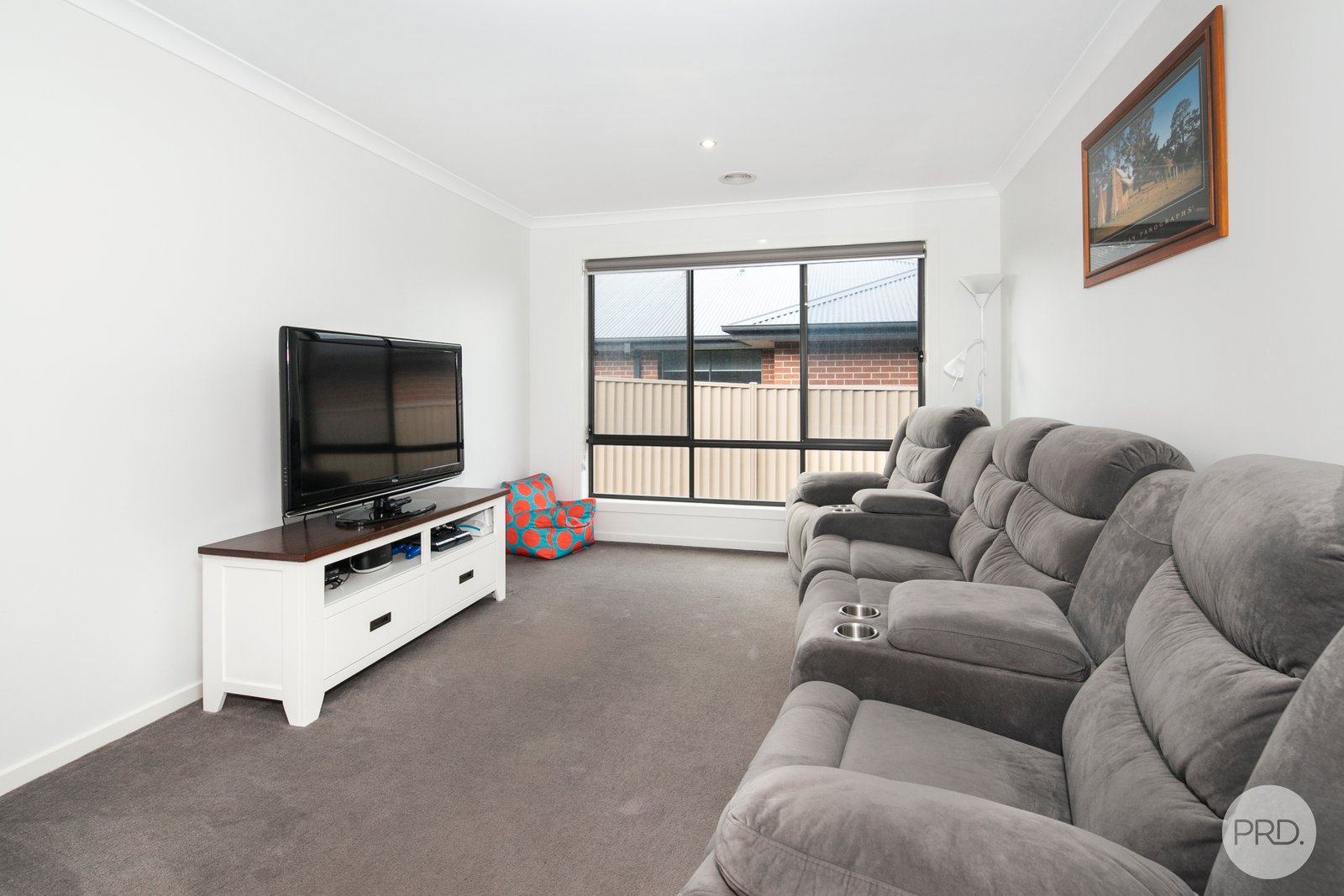 14 Gallant Way WINTER VALLEY 2