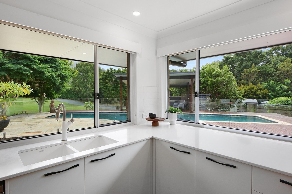 14 Gibsonville Street Tallebudgera Valley 13