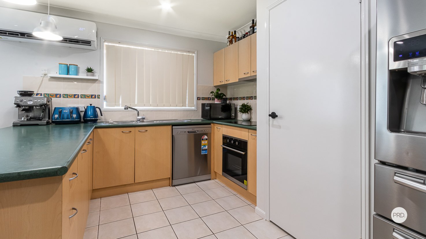 14 GLADEBOURNE Crescent VICTORIA POINT 17