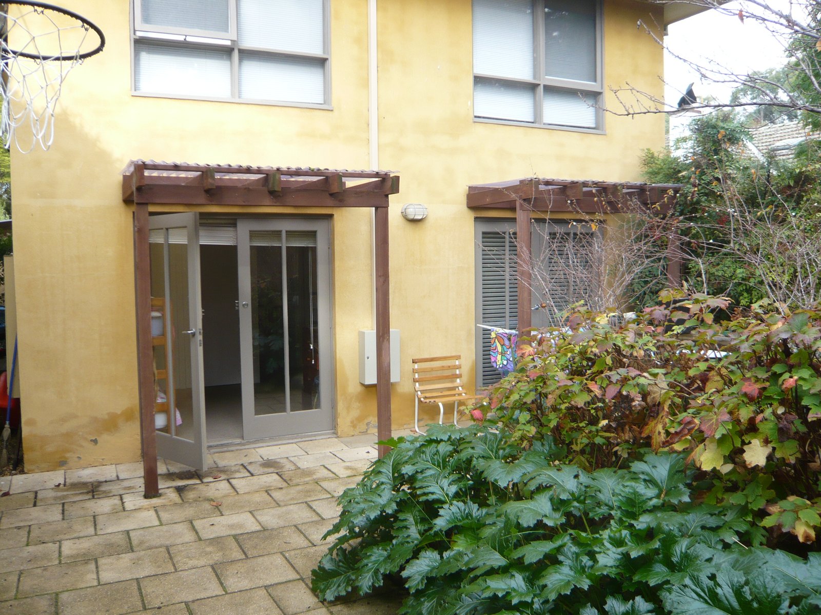 Gallery: 1/4 Glebe Avenue