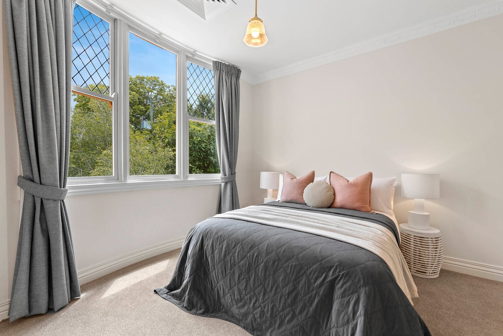 Real Estate and Property in 14 Glenbrook Avenue, Malvern East, VIC