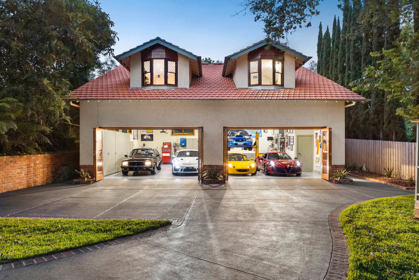 Real Estate and Property in 14 Glenbrook Avenue, Malvern East, VIC