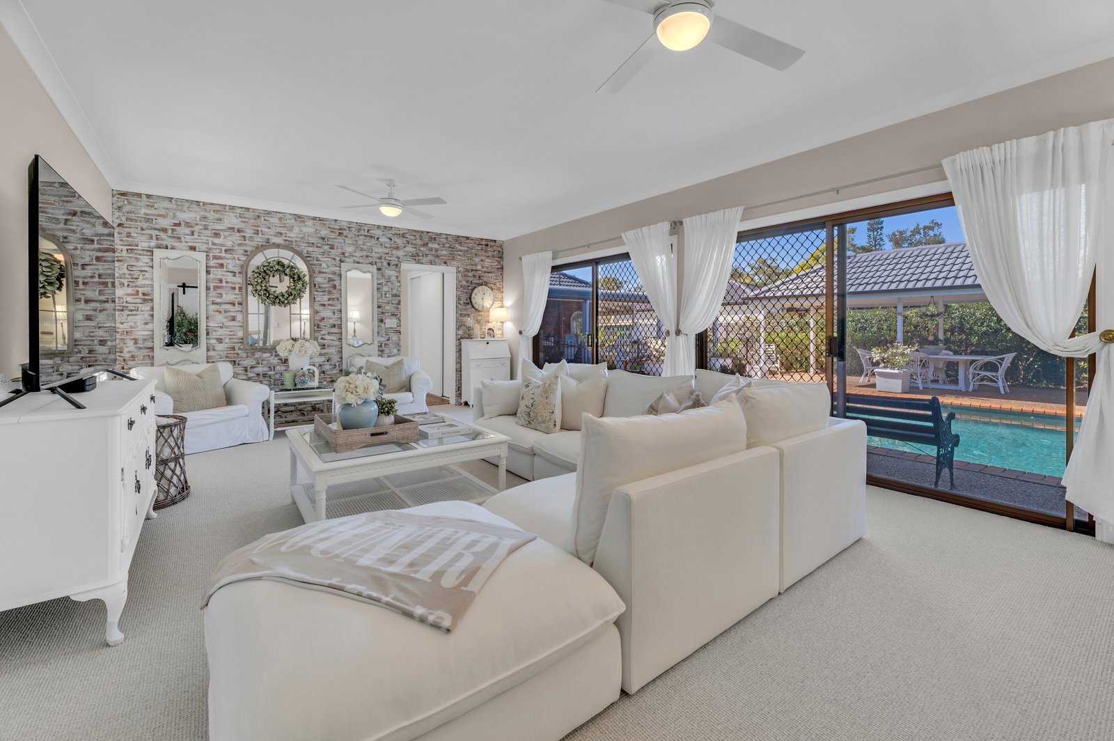 14 Glenmore Drive ASHMORE 19