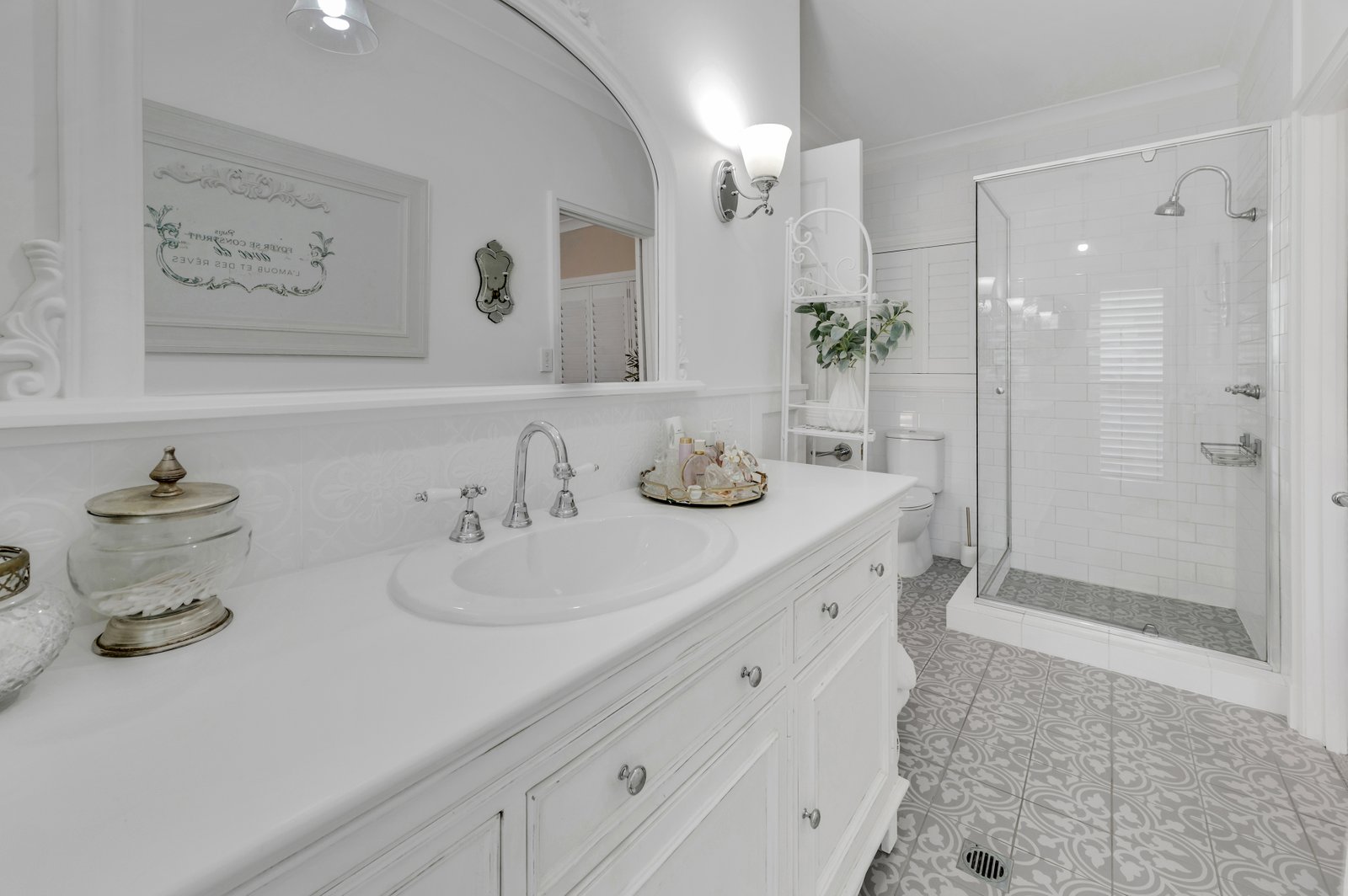 14 Glenmore Drive ASHMORE 23