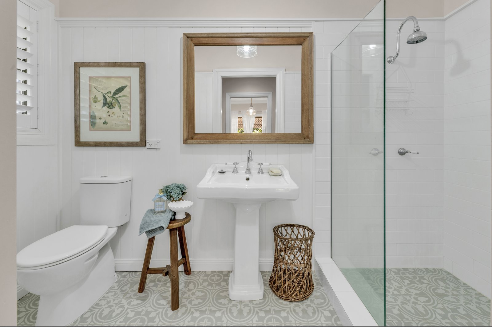 14 Glenmore Drive ASHMORE 25