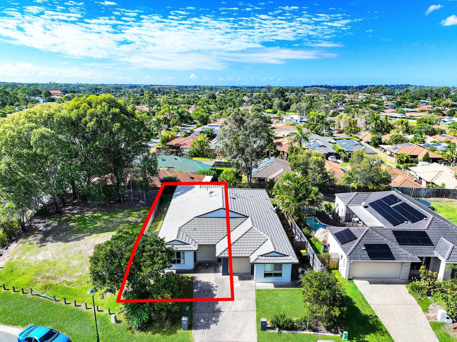 1/4 Glentree Avenue UPPER COOMERA 1