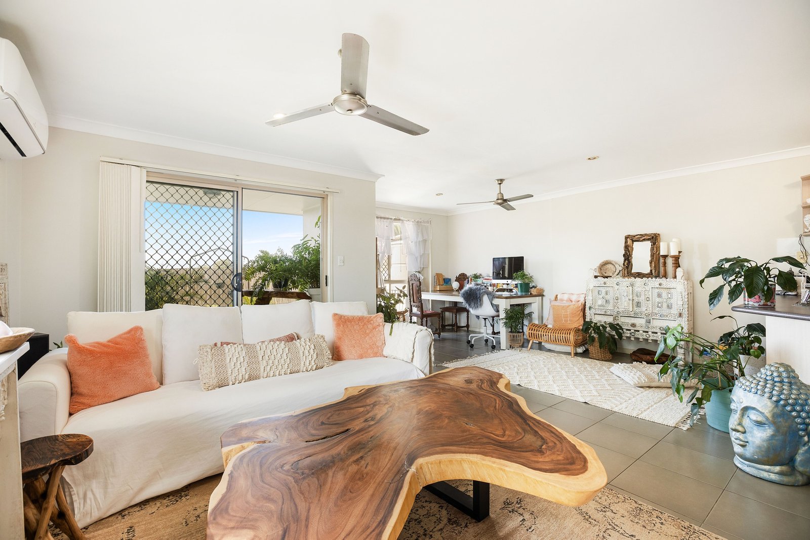 1/4 Glentree Avenue UPPER COOMERA 4