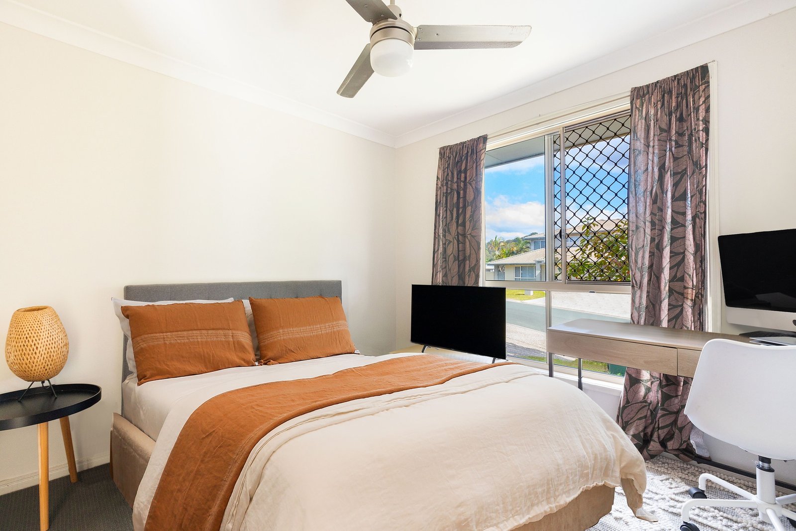 1/4 Glentree Avenue UPPER COOMERA 8