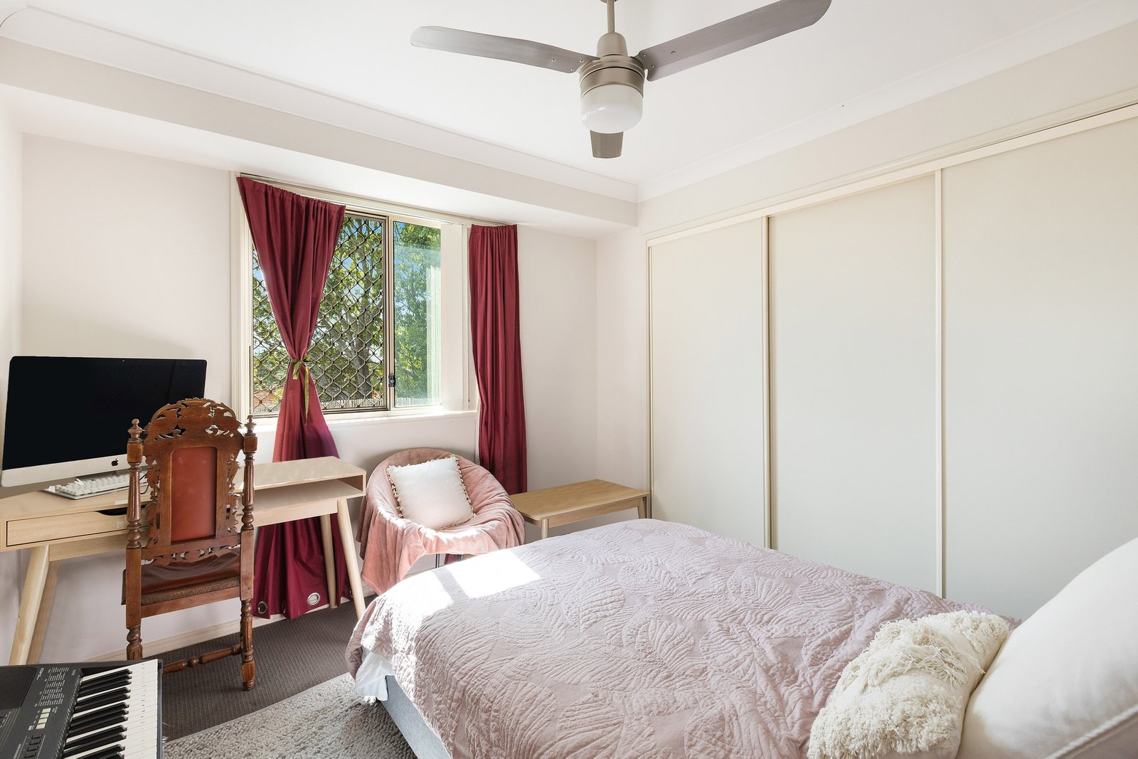 1/4 Glentree Avenue UPPER COOMERA 9