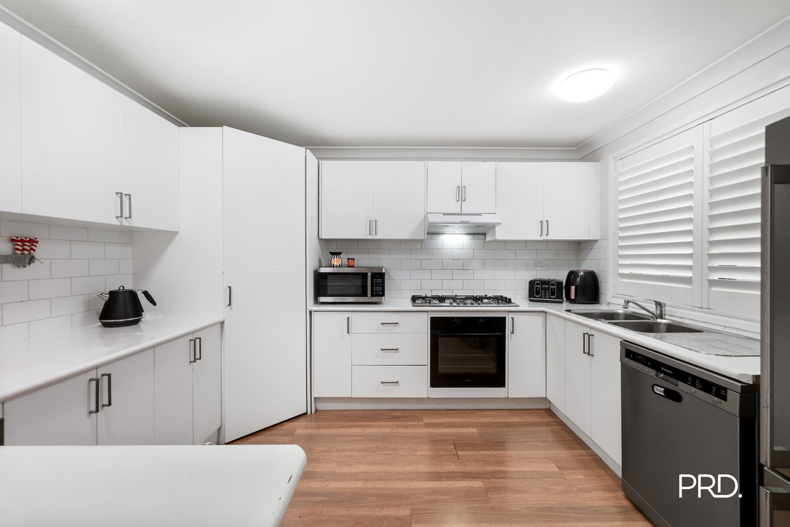 14 Gloria Place SOUTH PENRITH 4